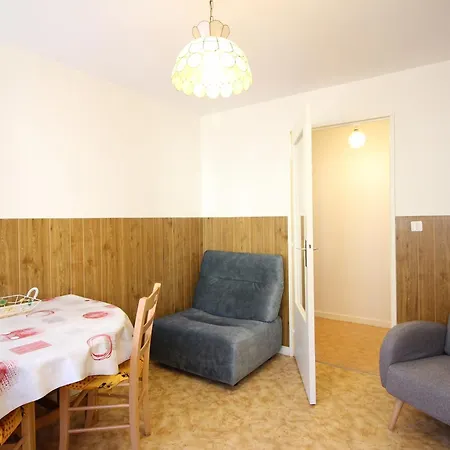 F2 Au Mont-dore, Rdc, Parking Prive, Equipe, Animaux Acceptes - Fr-1-415-101 Apartamento